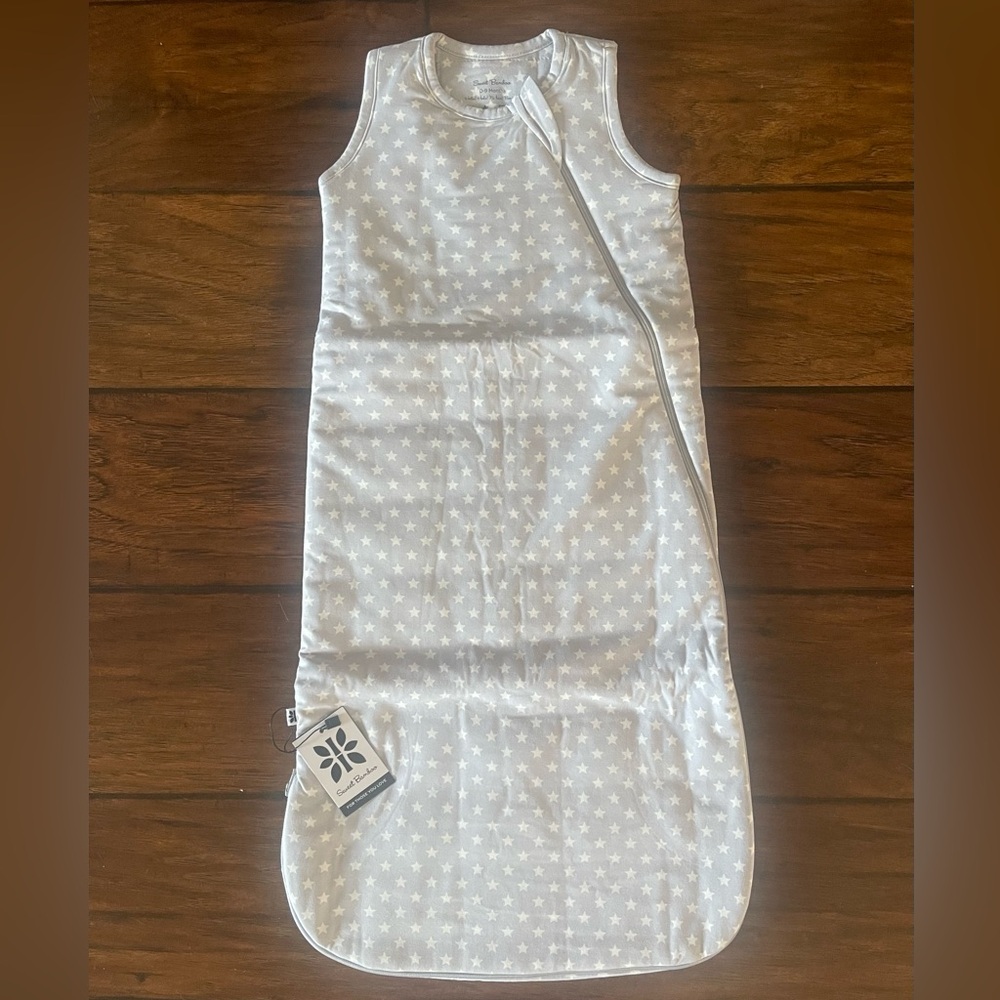 NWT Sweet Bamboo Star Print Sleep Sack Size 0-9M